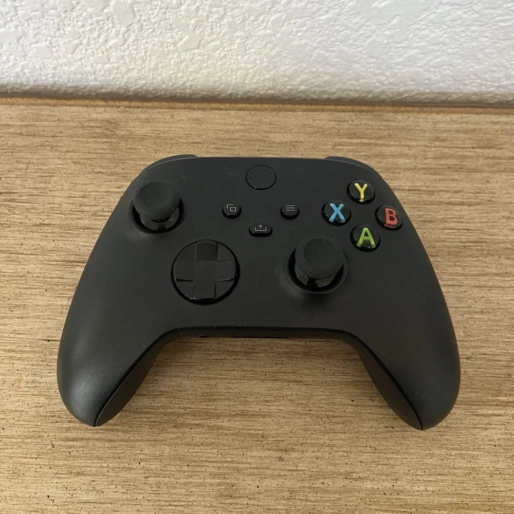 Microsoft Xbox Wireless Controller Black Tested Works Great OEM Genuine Pad